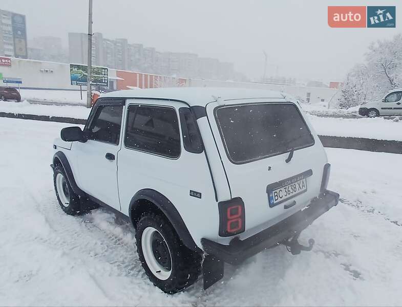 Позашляховик / Кросовер ВАЗ / Lada 21214 / 4x4 2012 в Трускавці