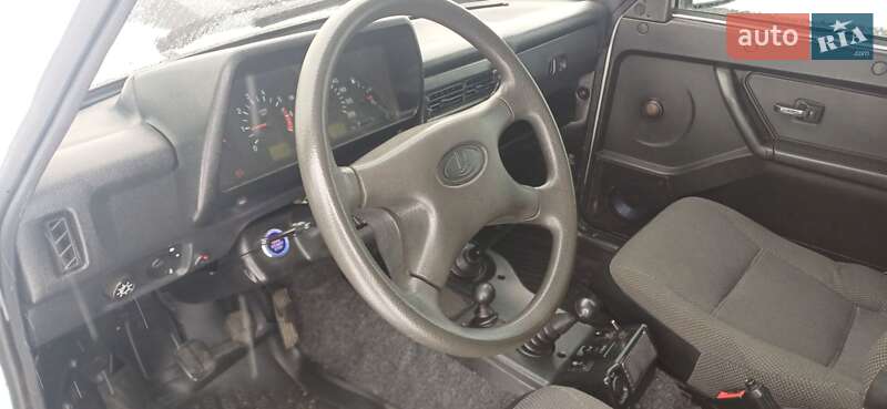 Позашляховик / Кросовер ВАЗ / Lada 21214 / 4x4 2012 в Трускавці