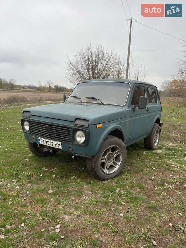 Позашляховик / Кросовер ВАЗ / Lada 21214 / 4x4 2008 в Краснокутську