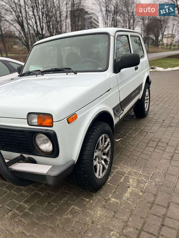 Позашляховик / Кросовер ВАЗ / Lada 21214 / 4x4 2015 в Моршині фото 11 Позашляховик / Кросовер ВАЗ / Lada 21214 / 4x4 2015 в Моршині