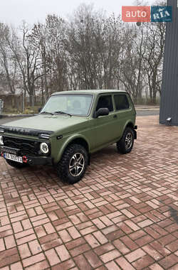 Внедорожник / Кроссовер ВАЗ 21214 / 4x4 2013 в Знаменке