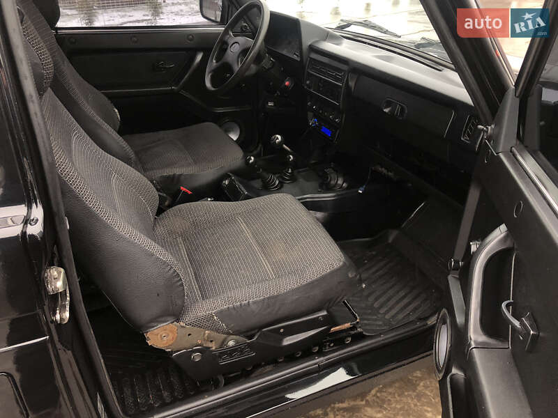 Внедорожник / Кроссовер ВАЗ / Lada 21214 / 4x4 2016 в Богодухове