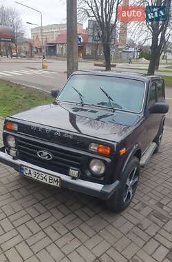 Позашляховик / Кросовер ВАЗ 21214 / 4x4 2015 в Черкасах