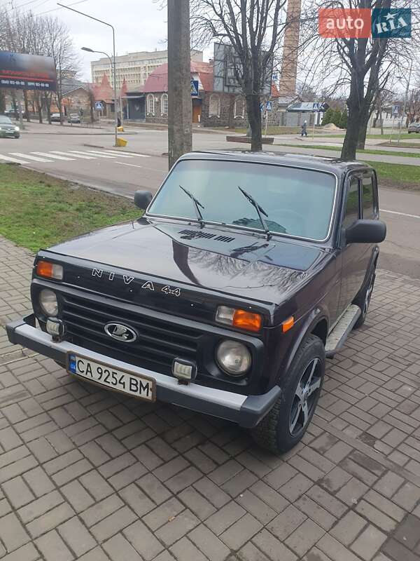 Позашляховик / Кросовер ВАЗ / Lada 21214 / 4x4 2015 в Черкасах