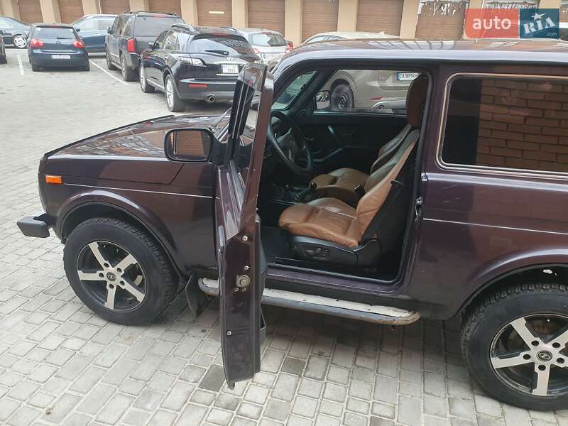 Позашляховик / Кросовер ВАЗ / Lada 21214 / 4x4 2015 в Черкасах