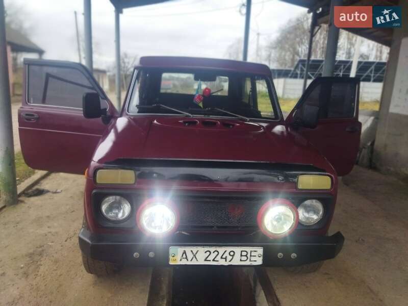 Позашляховик / Кросовер ВАЗ / Lada 21214 / 4x4 2007 в Віньківцях