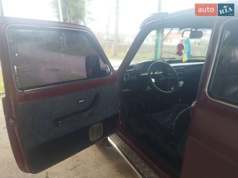 Позашляховик / Кросовер ВАЗ / Lada 21214 / 4x4 2007 в Віньківцях