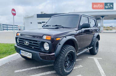 Позашляховик / Кросовер ВАЗ 21214 / 4x4 2005 в Одесі