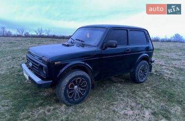 Позашляховик / Кросовер ВАЗ 21214 / 4x4 2014 в Новій Ушиці