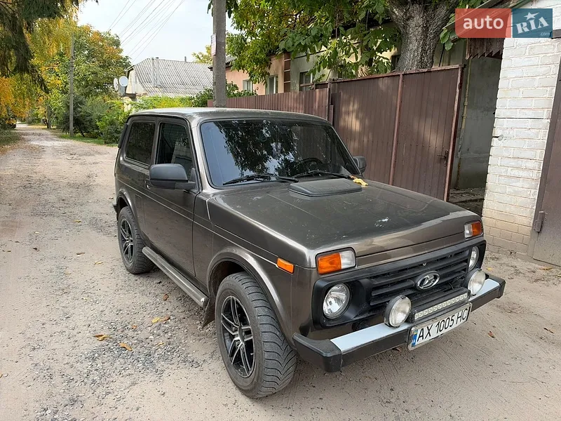 ВАЗ / Lada 21214 / 4x4 2018