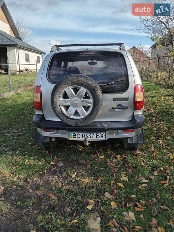 Внедорожник / Кроссовер ВАЗ / Lada 2123 Niva 2003 в Городке