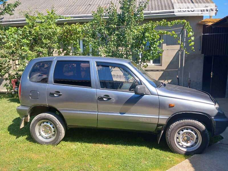 Внедорожник / Кроссовер ВАЗ 2123 Niva 2005 в 