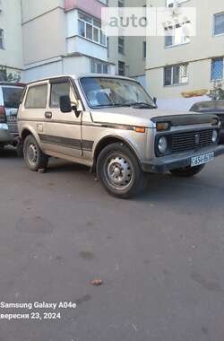 Внедорожник / Кроссовер ВАЗ / Lada 2123 Niva 1998 в Харькове