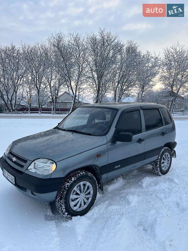 Внедорожник / Кроссовер ВАЗ / Lada 2123 Niva 2007 в Чемеровцах