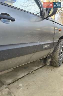 Внедорожник / Кроссовер ВАЗ 2123 Niva 2004 в 