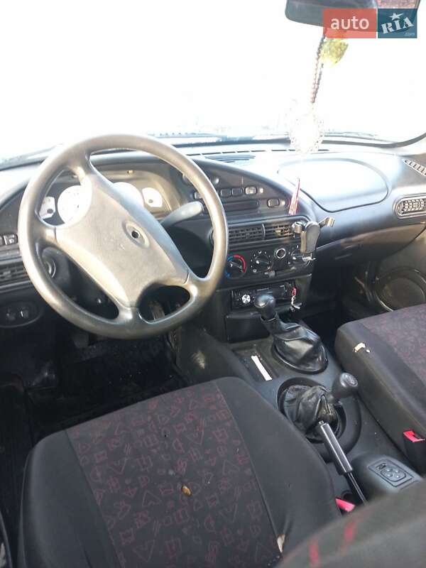 Позашляховик / Кросовер ВАЗ / Lada 2123 Niva 2006 в Тячеві фото 8 Позашляховик / Кросовер ВАЗ / Lada 2123 Niva 2006 в Тячеві