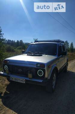 Внедорожник / Кроссовер ВАЗ / Lada 2131 Нива 2010 в Рокитном