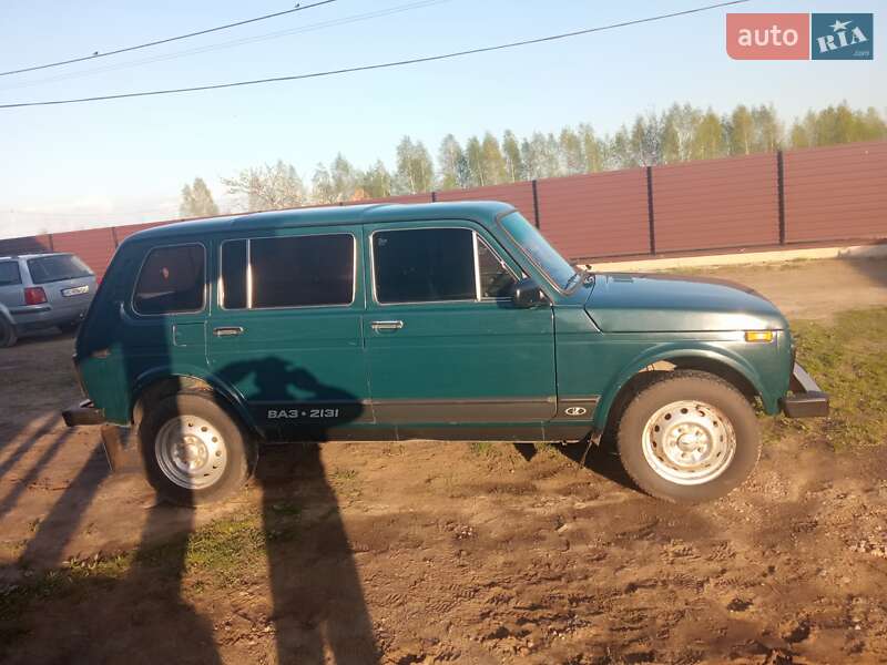 Внедорожник / Кроссовер ВАЗ / Lada 2131 Нива 1998 в Камне-Каширском