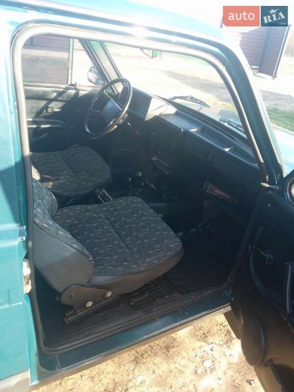 Внедорожник / Кроссовер ВАЗ / Lada 2131 Нива 1998 в Камне-Каширском