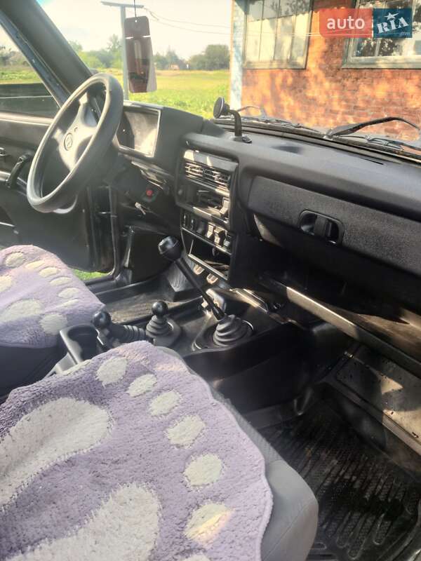 Внедорожник / Кроссовер ВАЗ / Lada 2131 Нива 1998 в Градижске