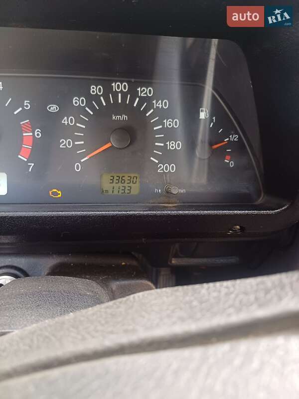 Внедорожник / Кроссовер ВАЗ / Lada 2131 Нива 2013 в Киеве