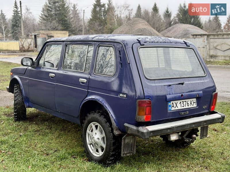 Внедорожник / Кроссовер ВАЗ / Lada 2131 Нива 1998 в Харькове