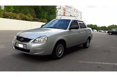 Седан ВАЗ / Lada 2170 Priora 2013 в Белой Церкви