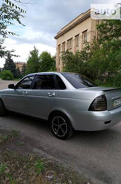 Седан ВАЗ / Lada 2170 Priora 2010 в Рубежном