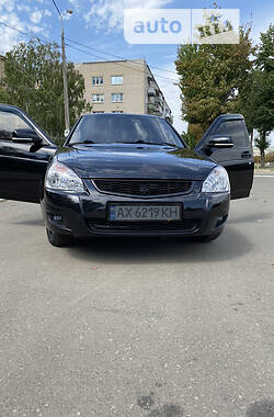 Седан ВАЗ / Lada 2170 Priora 2011 в Краматорске