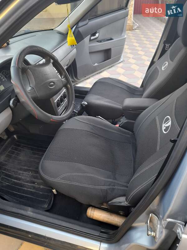 Седан ВАЗ / Lada 2170 Priora 2009 в Любашевке фото 6 Седан ВАЗ / Lada 2170 Priora 2009 в Любашевке