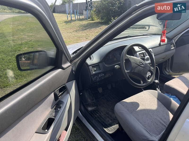 Седан ВАЗ / Lada 2170 Priora 2008 в Валках фото 7 Седан ВАЗ / Lada 2170 Priora 2008 в Валках