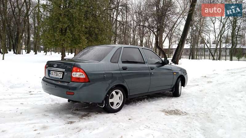 Седан ВАЗ / Lada 2170 Priora 2008 в Чернігові