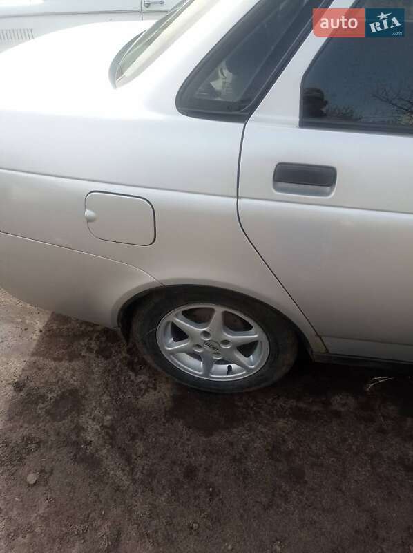 Седан ВАЗ / Lada 2170 Priora 2010 в Хороле