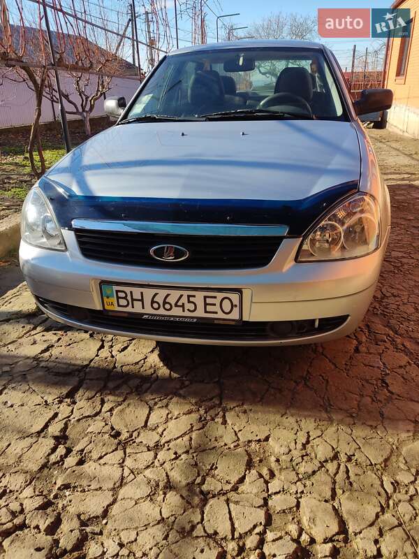 Седан ВАЗ / Lada 2170 Priora 2010 в Болграді