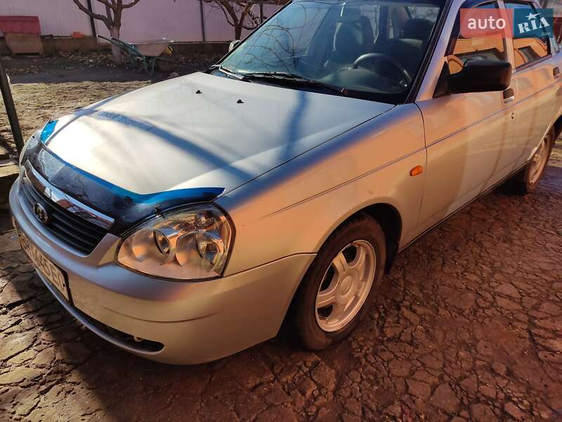 Седан ВАЗ / Lada 2170 Priora 2010 в Болграді