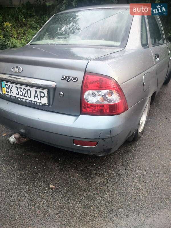 Седан ВАЗ / Lada 2170 Priora 2008 в Ровно