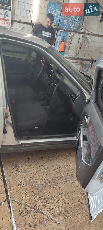 Седан ВАЗ / Lada 2170 Priora 2011 в Житомире