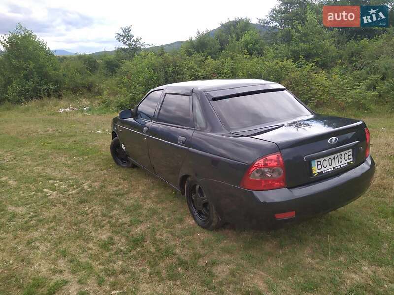 Седан ВАЗ / Lada 2170 Priora 2008 в Ужгороде