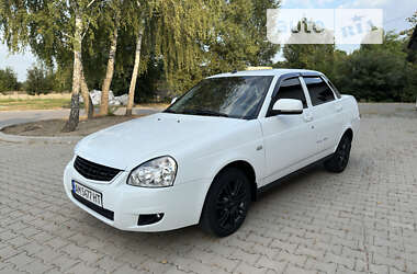 Седан ВАЗ / Lada 2170 Priora 2011 в Казатине