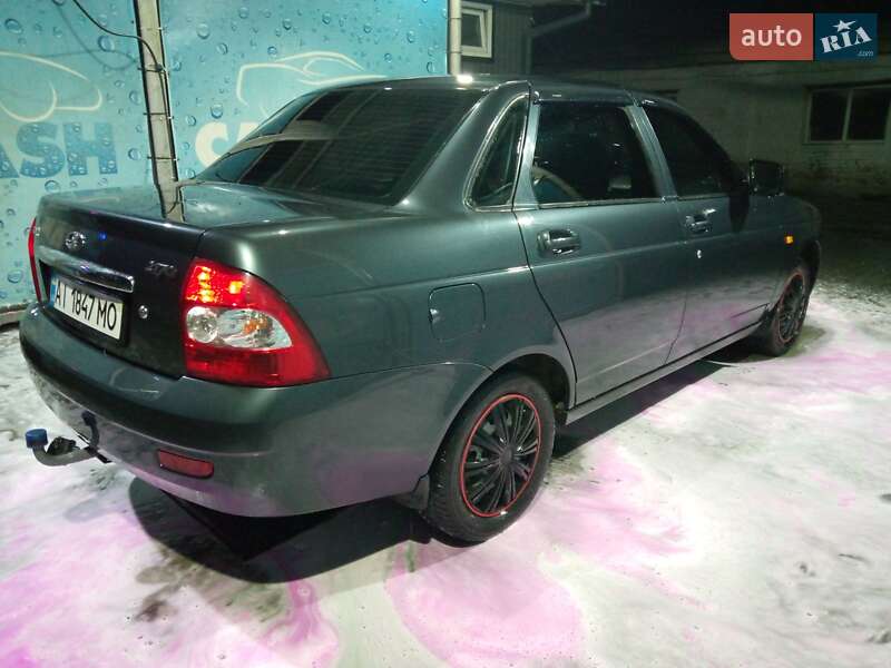 Седан ВАЗ / Lada 2170 Priora 2012 в Малині