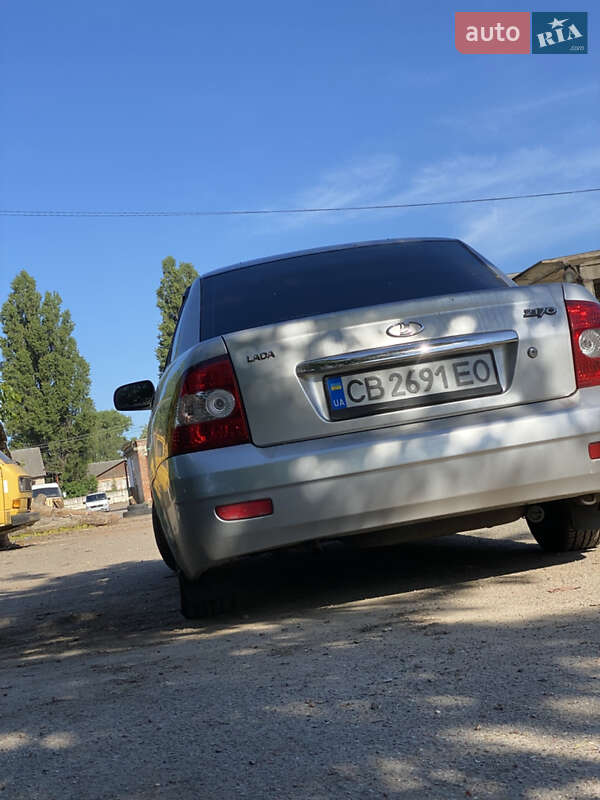 Седан ВАЗ / Lada 2170 Priora 2011 в Чернигове