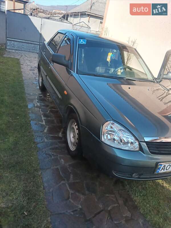 Седан ВАЗ / Lada 2170 Priora 2007 в Сваляві