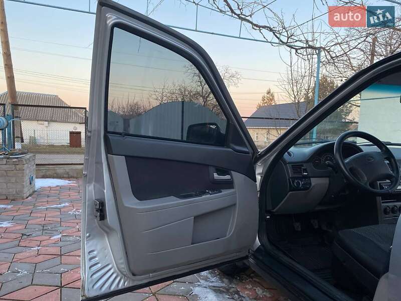 Седан ВАЗ / Lada 2170 Priora 2008 в Первомайске