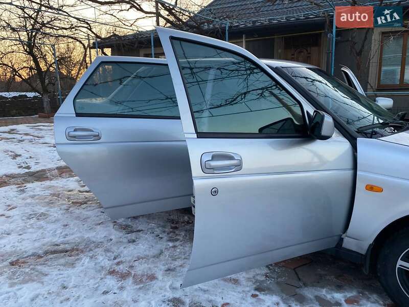 Седан ВАЗ / Lada 2170 Priora 2008 в Первомайске