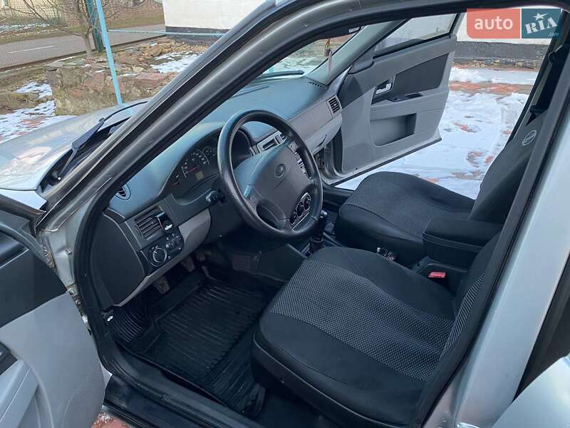 Седан ВАЗ / Lada 2170 Priora 2008 в Первомайске