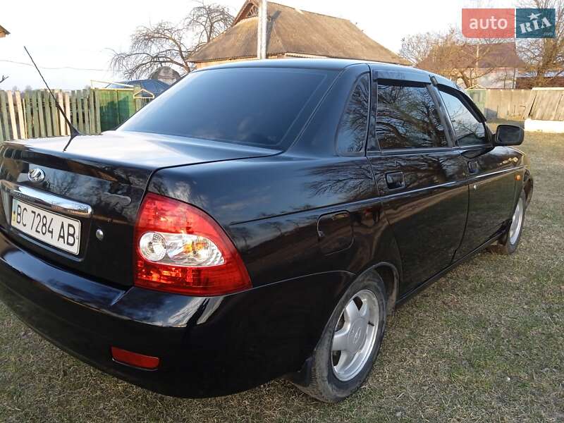 Седан ВАЗ / Lada 2170 Priora 2007 в Белогорье