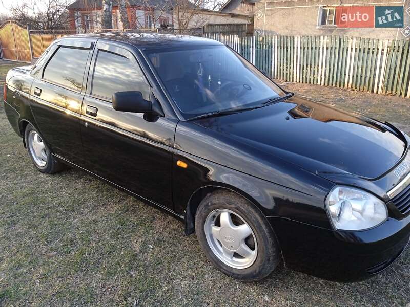 Седан ВАЗ / Lada 2170 Priora 2007 в Белогорье