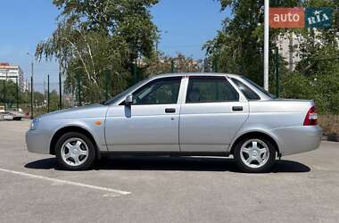 Седан ВАЗ 2170 Priora 2008 в 