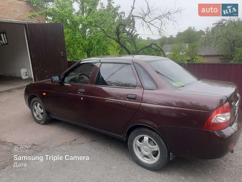 Седан ВАЗ / Lada 2170 Priora 2011 в Чуднові