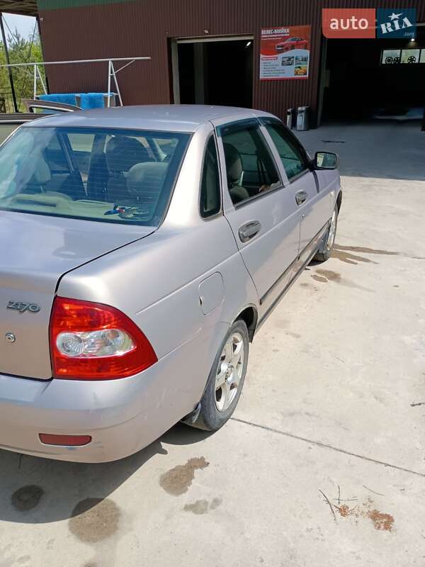 Седан ВАЗ / Lada 2170 Priora 2007 в Славуте